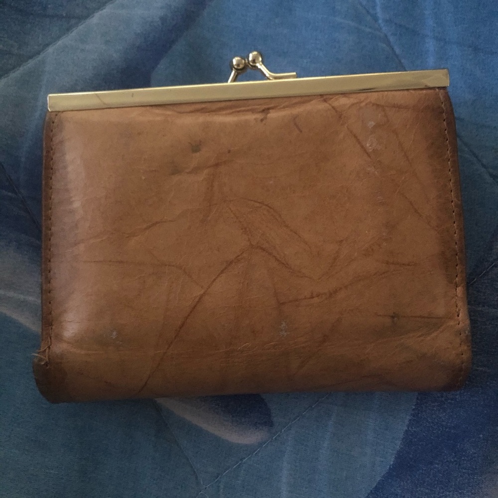 Woman’s wallet